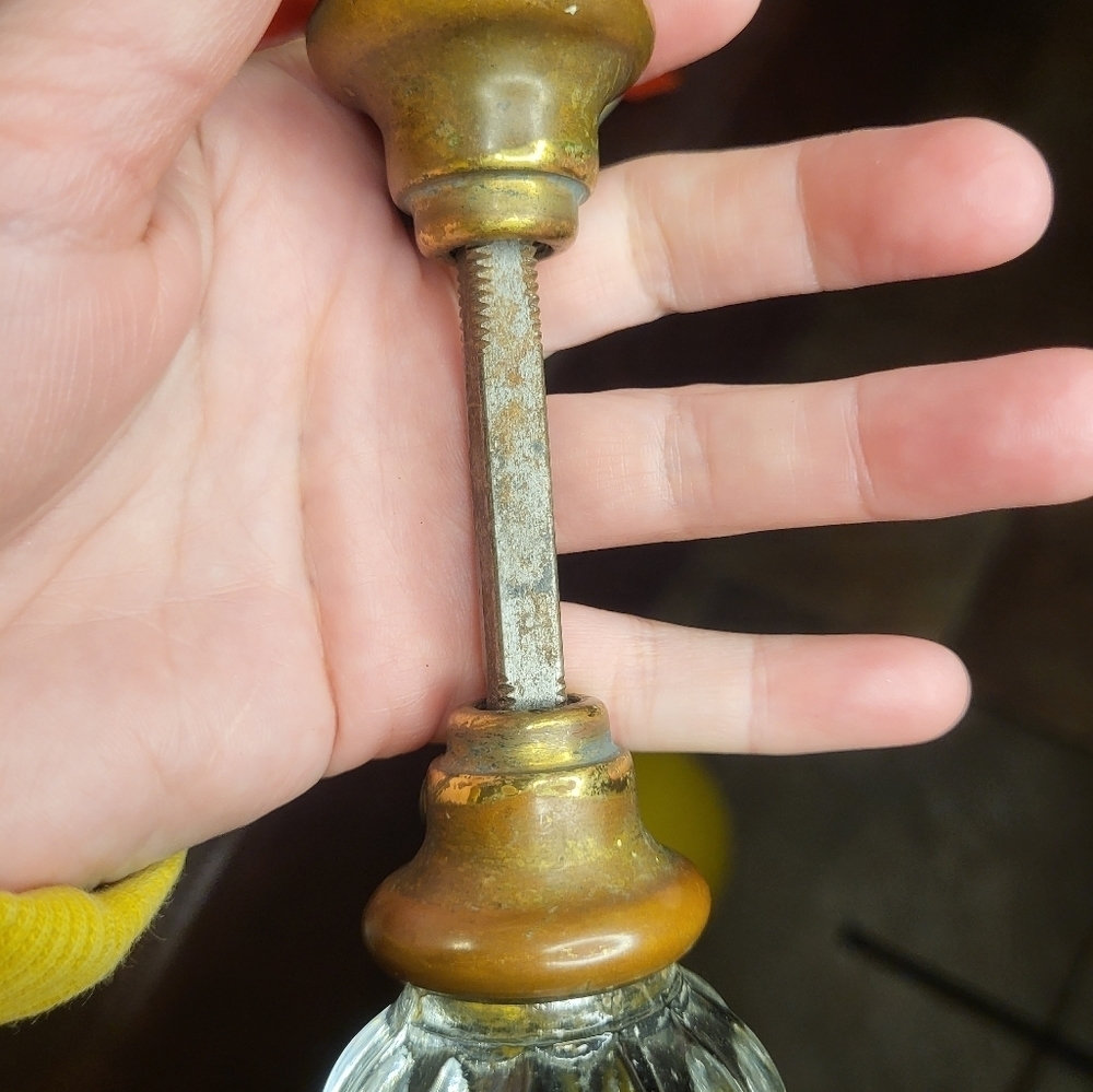 Vintage crystal door handle - Picture 6 of 7